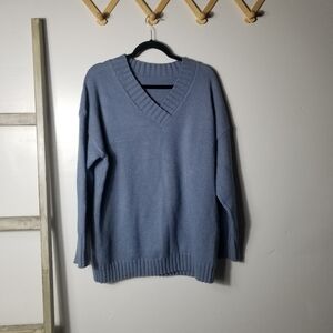 WOMEN'S BLUE V-NECK SWEATER SIZE XL